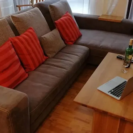 Neu Bayreuth: Spacious With Climate Control And Balconies