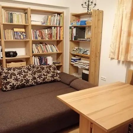 Neu Bayreuth: Spacious With Climate Control And Balconies *