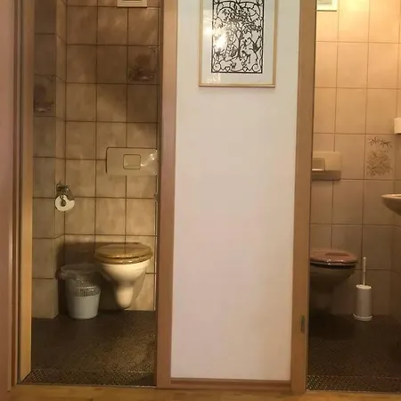 Lage Im Zentrum Und Am Hofgarten 150qm Mit Klima, 2xbalkon, Aufzug, Familienfreundlich * Bayreuth